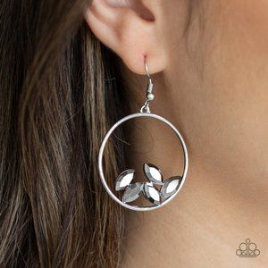 Cue The Confetti - Silver